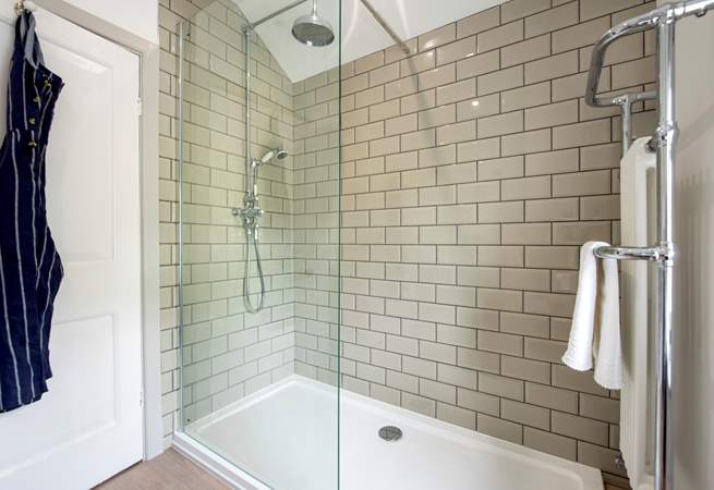 The large walk-in shower will set you up for a great day in north Cornwall.