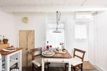 A lovely little spot to enjoy holiday feasts.