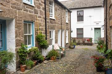 Crab Pot Cottage is located in the old town part of Newlyn, which is full of character.