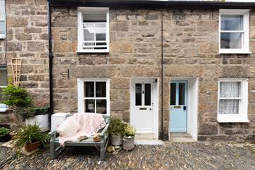 Welcome to Crab Pot Cottage.