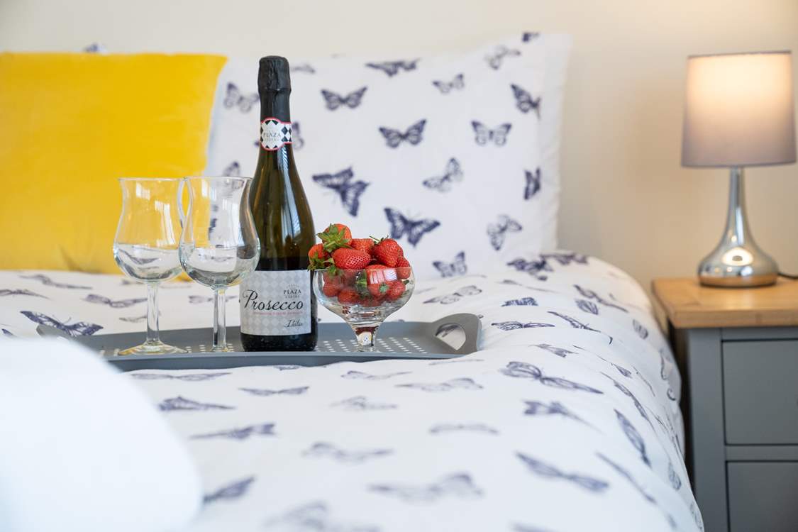 Go on spoil yourself! Bedroom 1 on the ground floor.