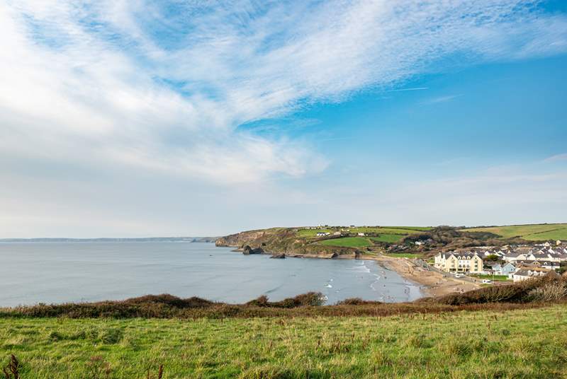 Children will love the sandy beach, rock pools and ice-creams at Broad Haven Beach. Choose one of the good eateries there and in Little Haven. 