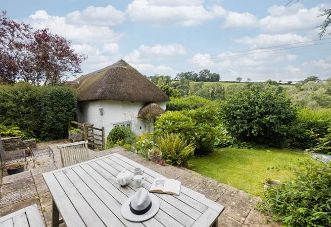 Marlborough Cottage offers such a splendid outside space. What a wonderful spot for a cup of tea and a good book.
