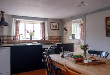 The kitchen/dining room has everything you need for whipping up a family feast....