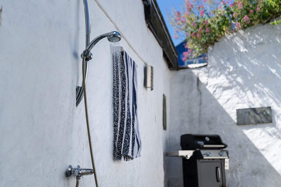 Need to wash off the sand and salt water? Sea Blue House has you covered with the outdoor shower.