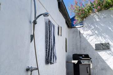 Need to wash off the sand and salt water? Sea Blue House has you covered with the outdoor shower.