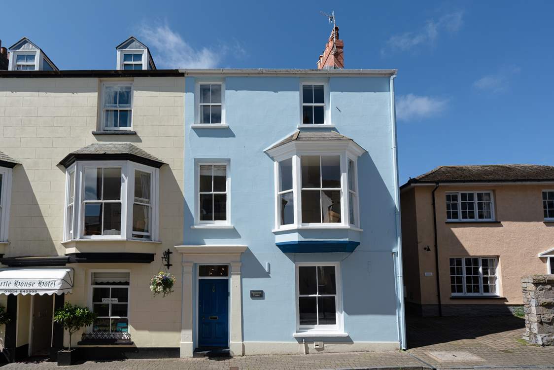 Sea Blue House looks forward to welcoming you on holiday in Tenby.