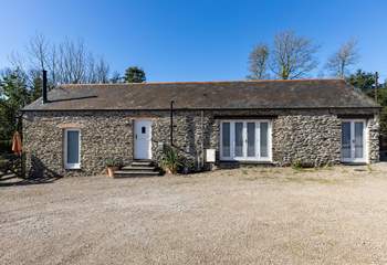 Oodles of space for everyone at Pendower Barn.