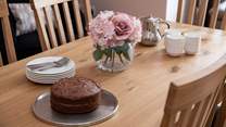 Afternoon tea is served.