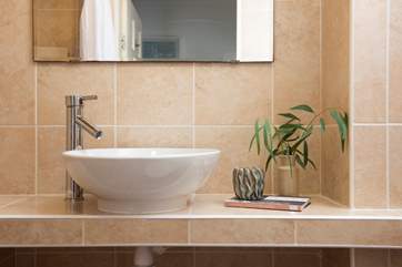 The shower-room is perfect for a refreshing shower after a day on the beach.