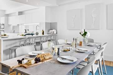 Gather the party and enjoy a delicious meal together around the dining-room table on this spectacular holiday.