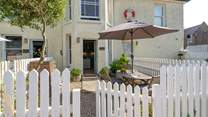 Welcome to Daisy Cottage.