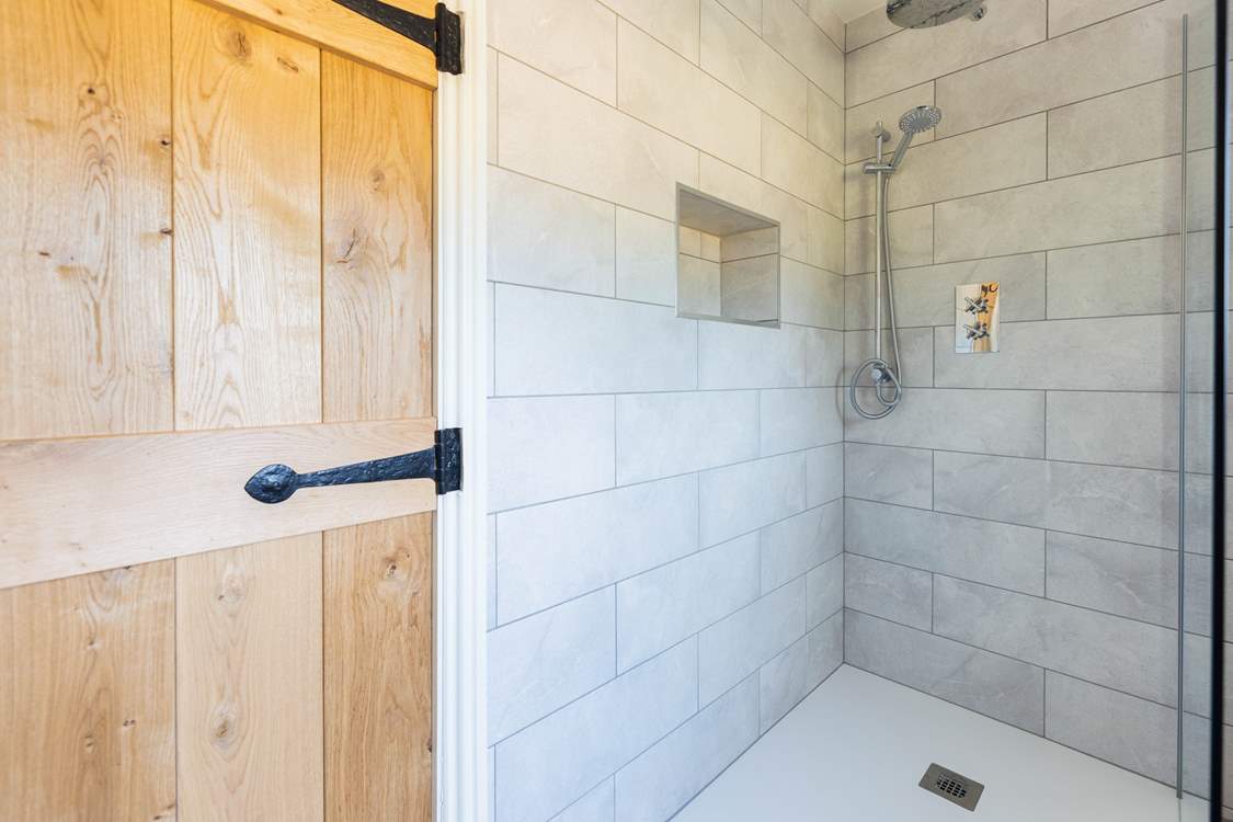The rainfall shower is sure to refresh you after a busy day exploring this beautiful part of the county.