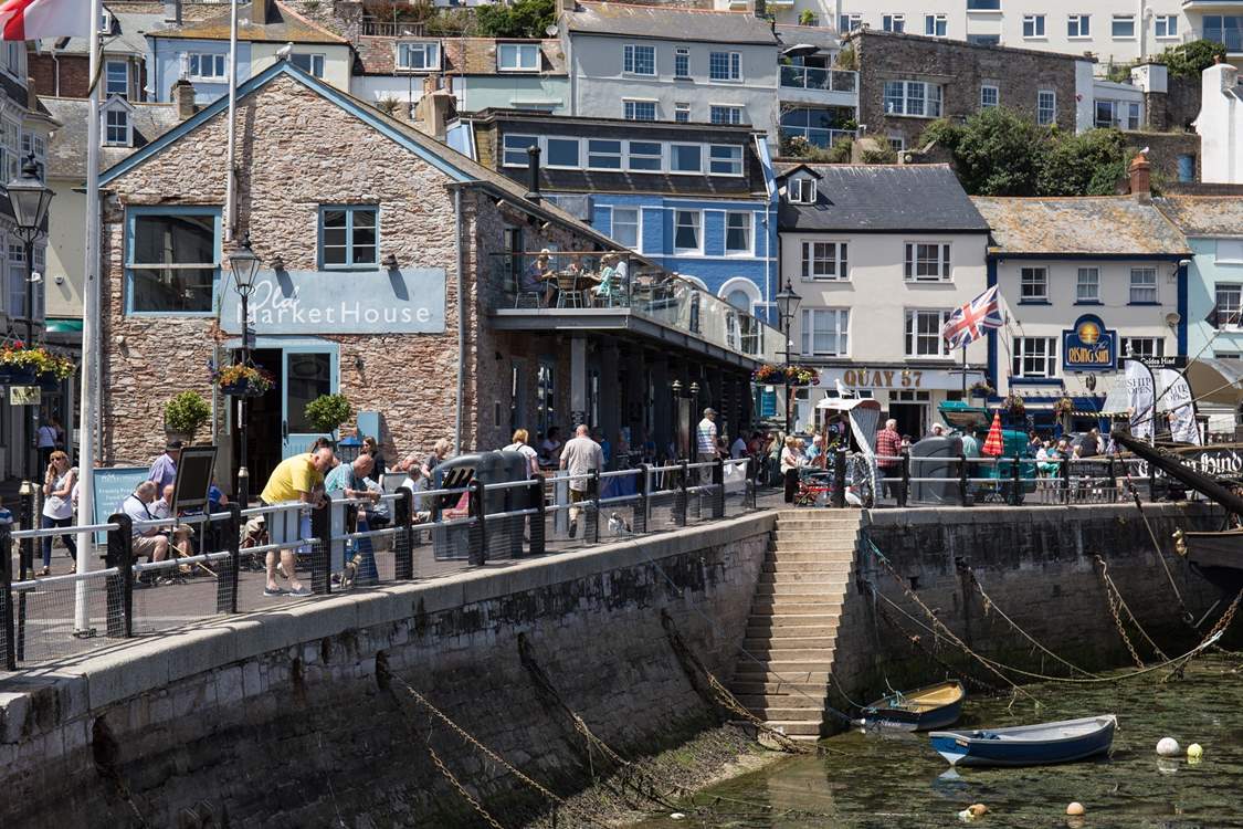 The welcoming harbourside.