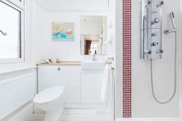 The en suite shower-room.