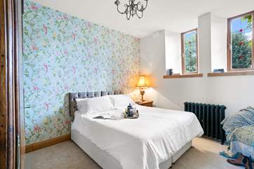 This delightful 'zip and link' bedroom awaits.