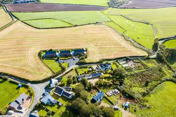 Surrounded by beautiful countryside, Clogmakers Cottage is a fabulous place for a peaceful getaway.
