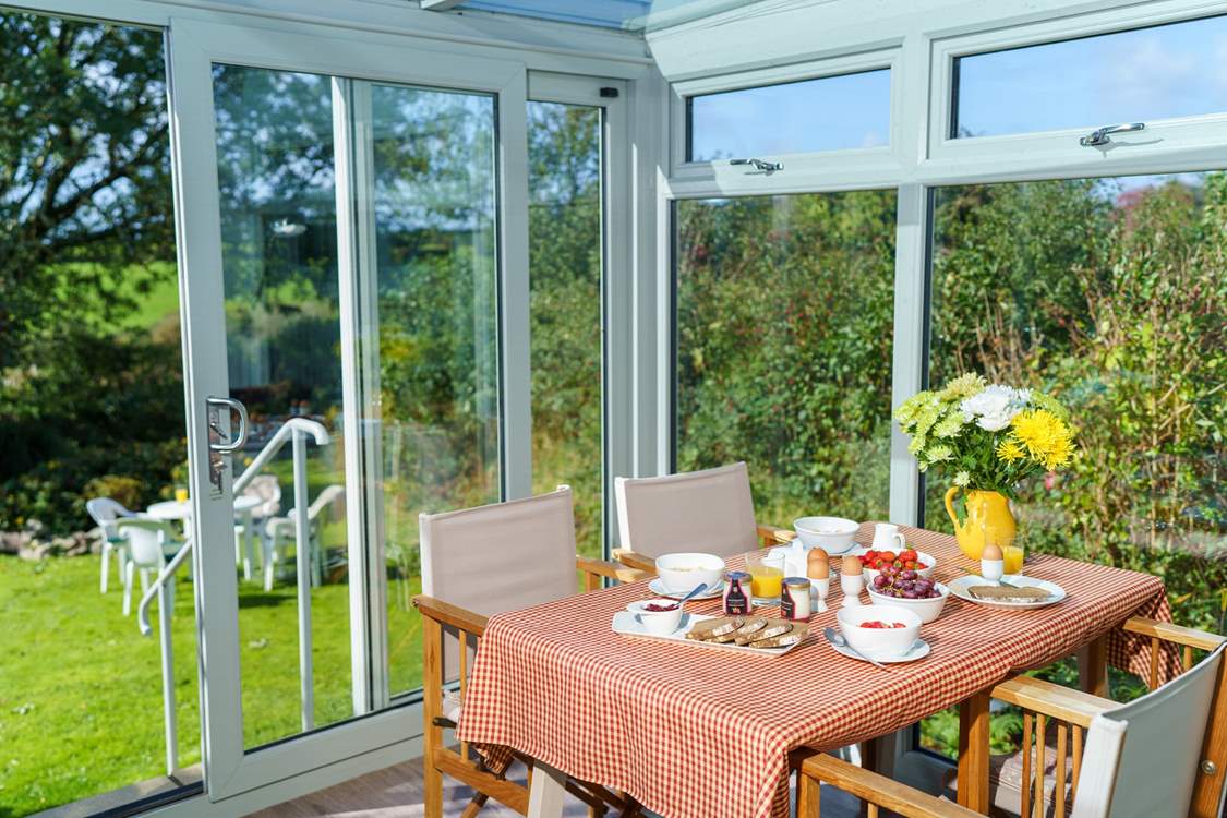 Come rain or shine, throughout the year a memorable holiday awaits.