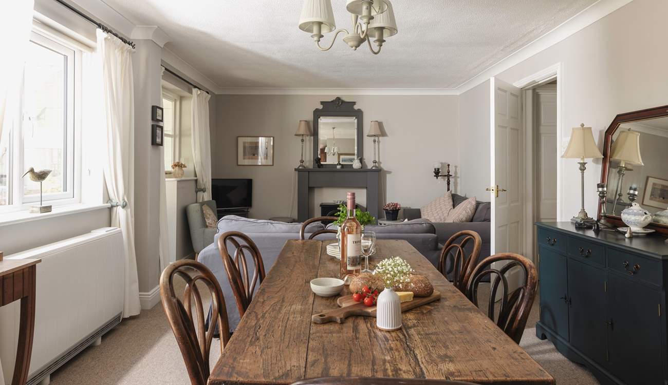 Feast on delicious meals with all the family.