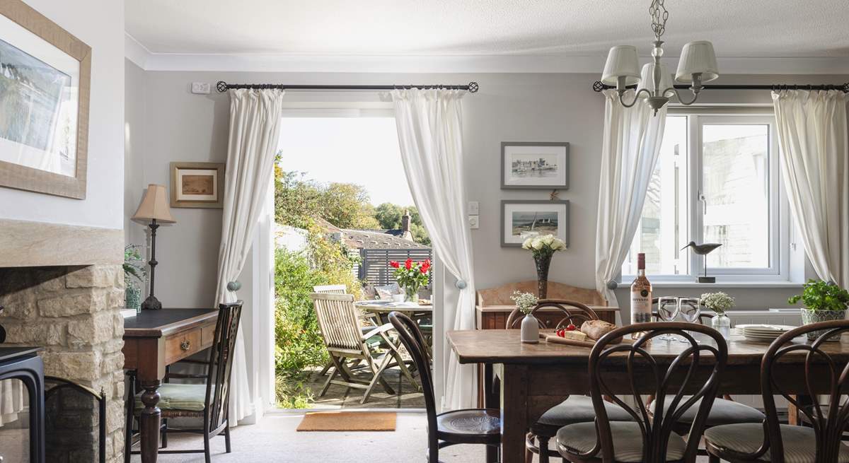 Gather everyone around the table next to the roaring wood-burner and plan your day ahead exploring the delights of Dorset.