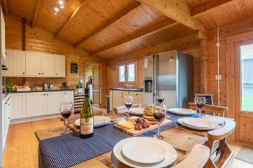 How about a romantic home cooked meal in this cosy countryside retreat.