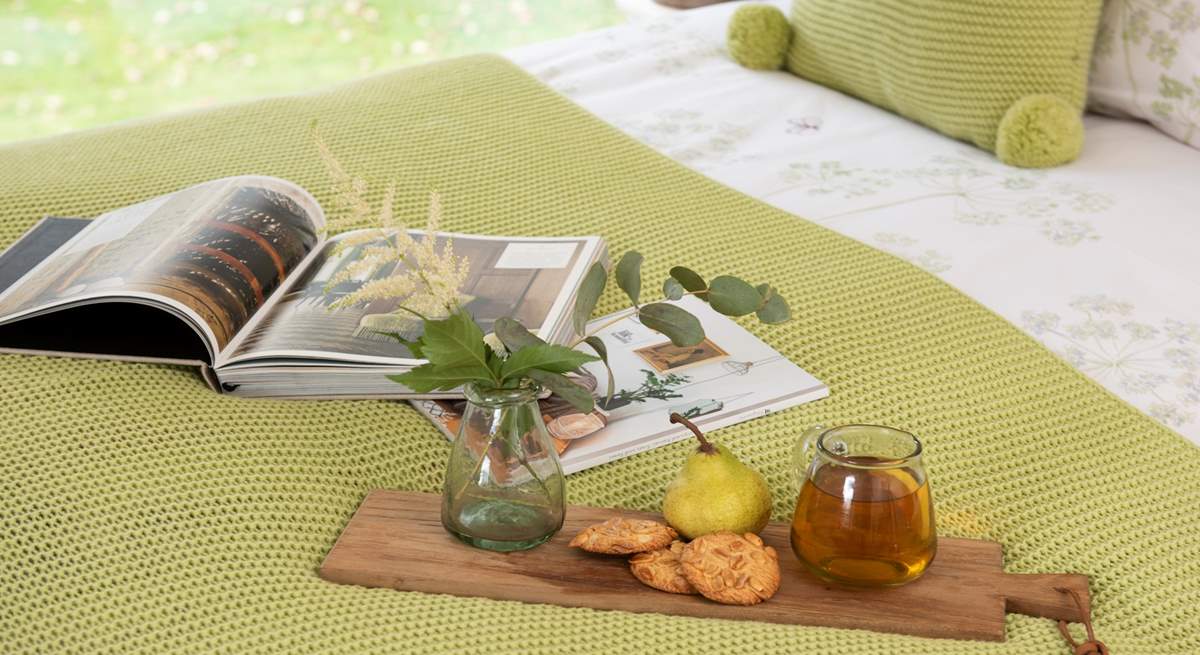 A morning snack in bed - why not?