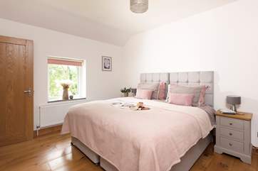 Dynnargh Barn has two beautifully furnished bedrooms.