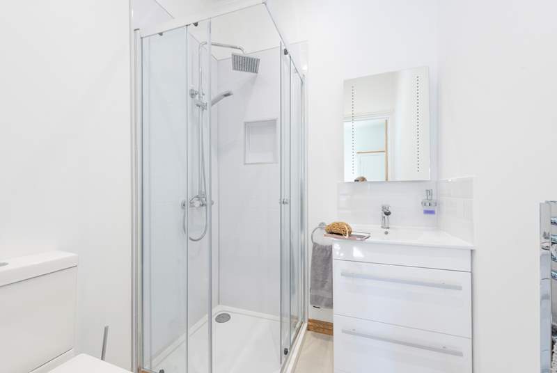 Both bedrooms have their own en suite shower-room - giving you a little bit of luxury.