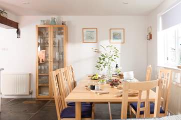 What delicious meal will you be enjoying at the dining-table?