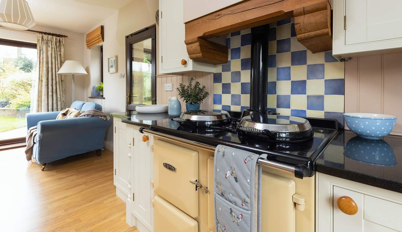 The glorious Rangemaster makes cooking a pleasure for the 'chef' of the party.