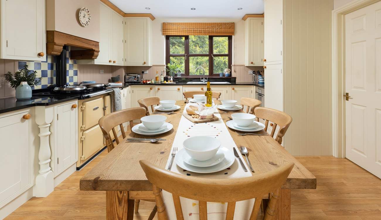 Dining together is a pleasure.