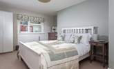 The pretty double bedroom. - Thumbnail Image