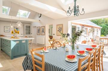 A blissful morning breakfast with the sun shining in, what more could you want?