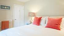 ...to be made up as either a double or twin beds. 
