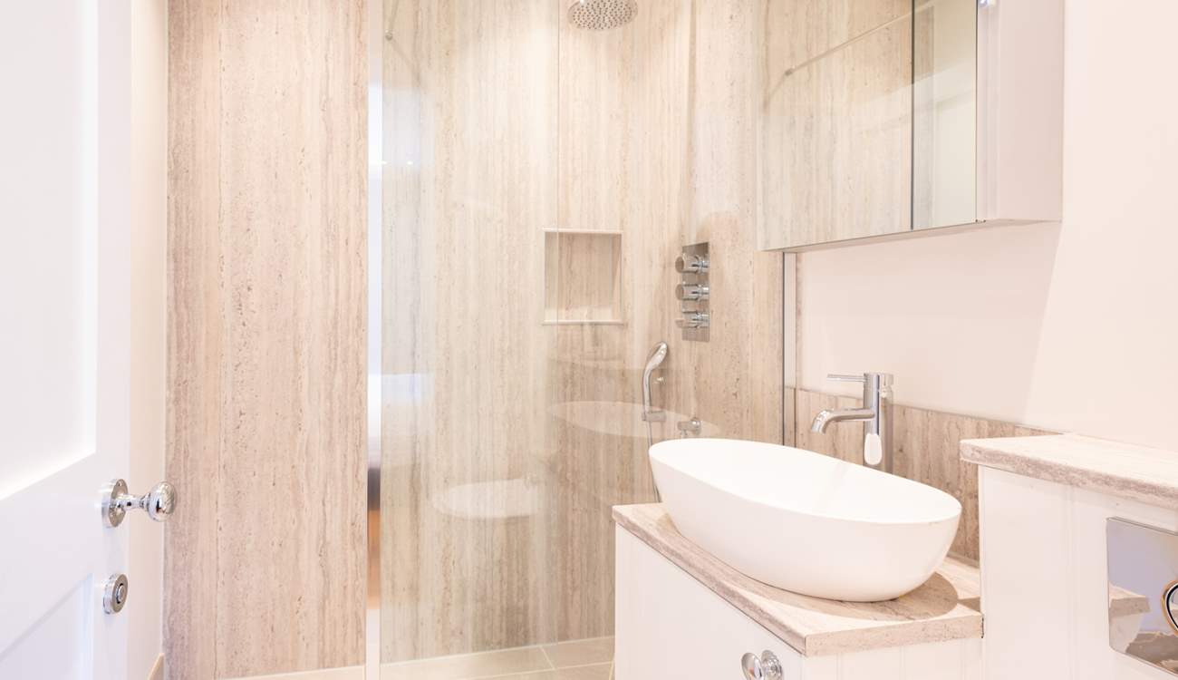 ... with en suite modern shower-room. 