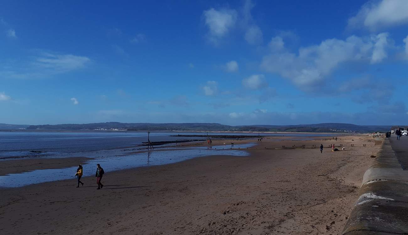 The sandy beach at Exmouth, looking towards Dawlish Warren.