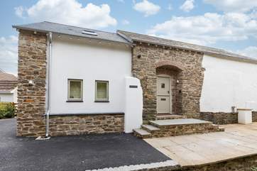 This fabulous house is superb in every way. You are guaranteed a truly magical time in Eliotts Barn.