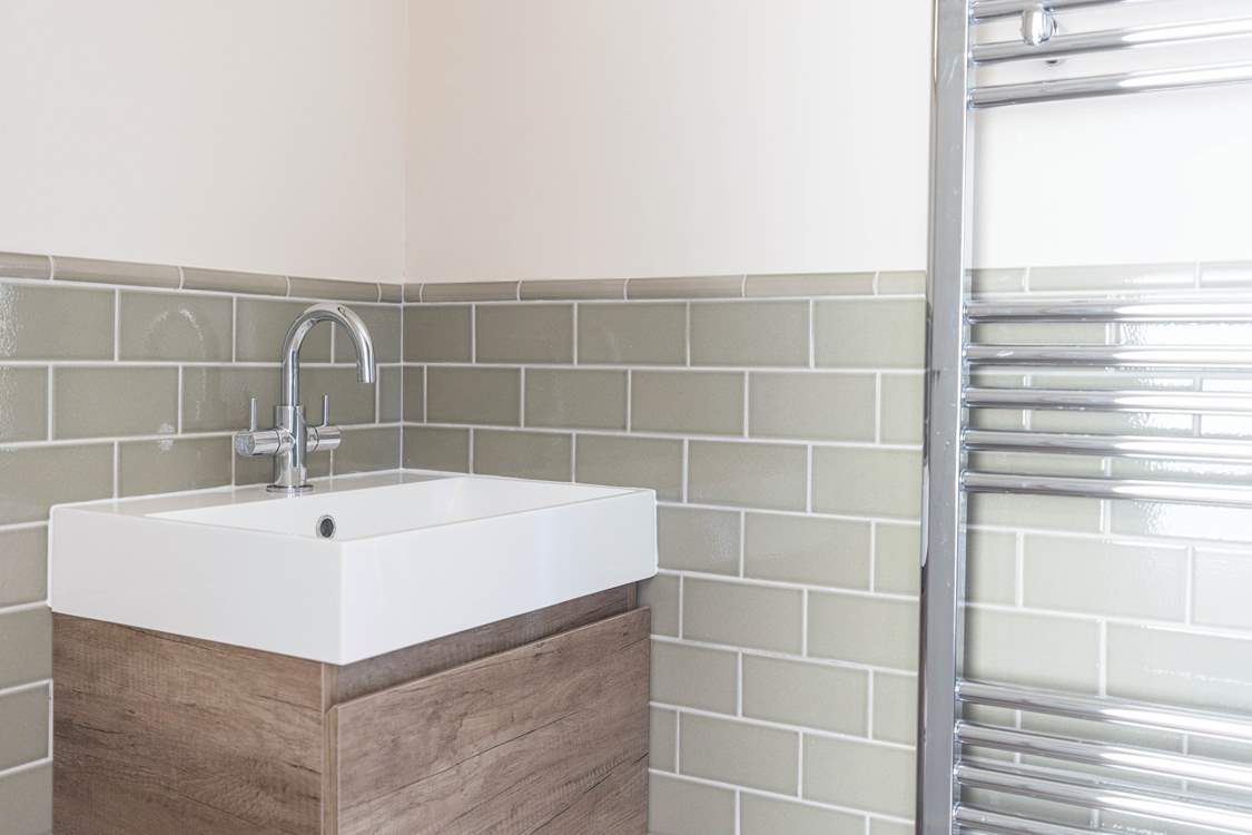 Bedroom one's en suite.