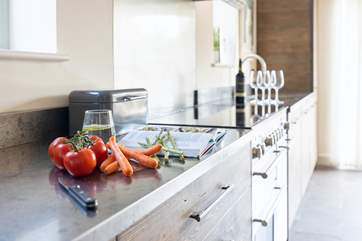Oodles of preparation space. Ideal for the chefs amongst the group.