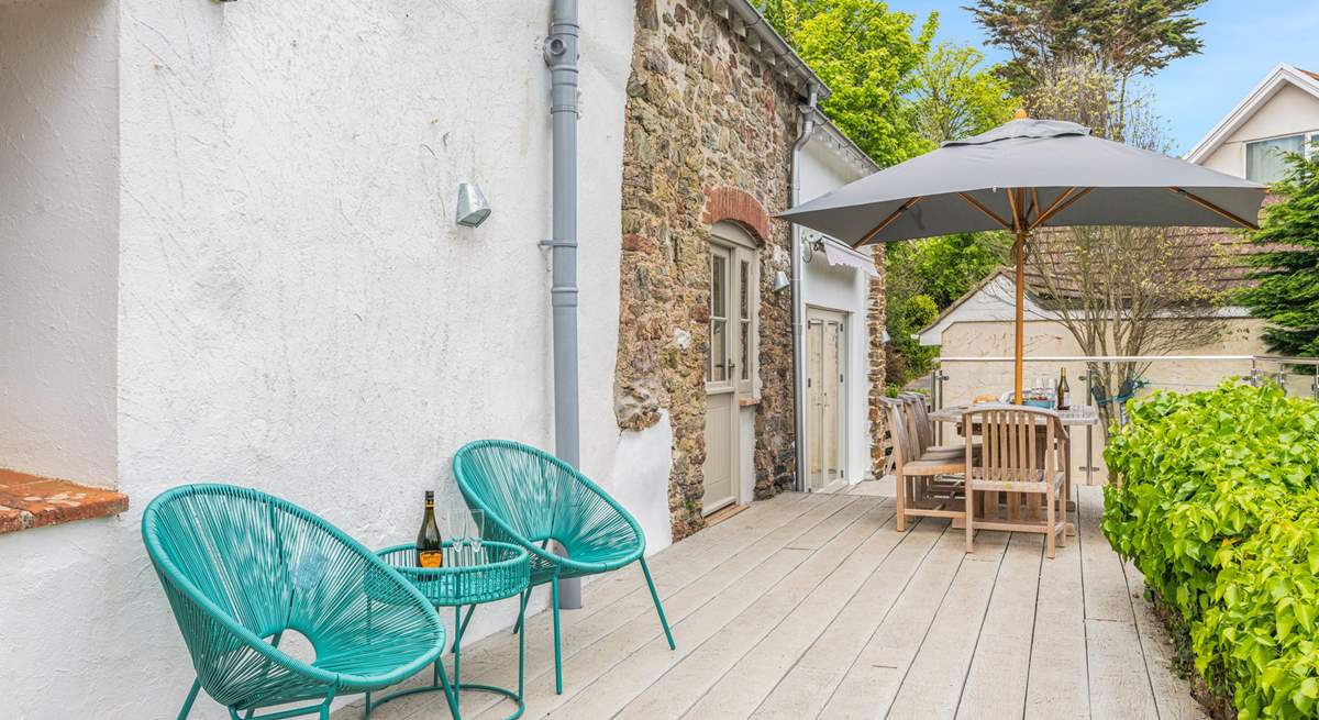 Step straight out of bedroom one into this fabulous external sitting area.