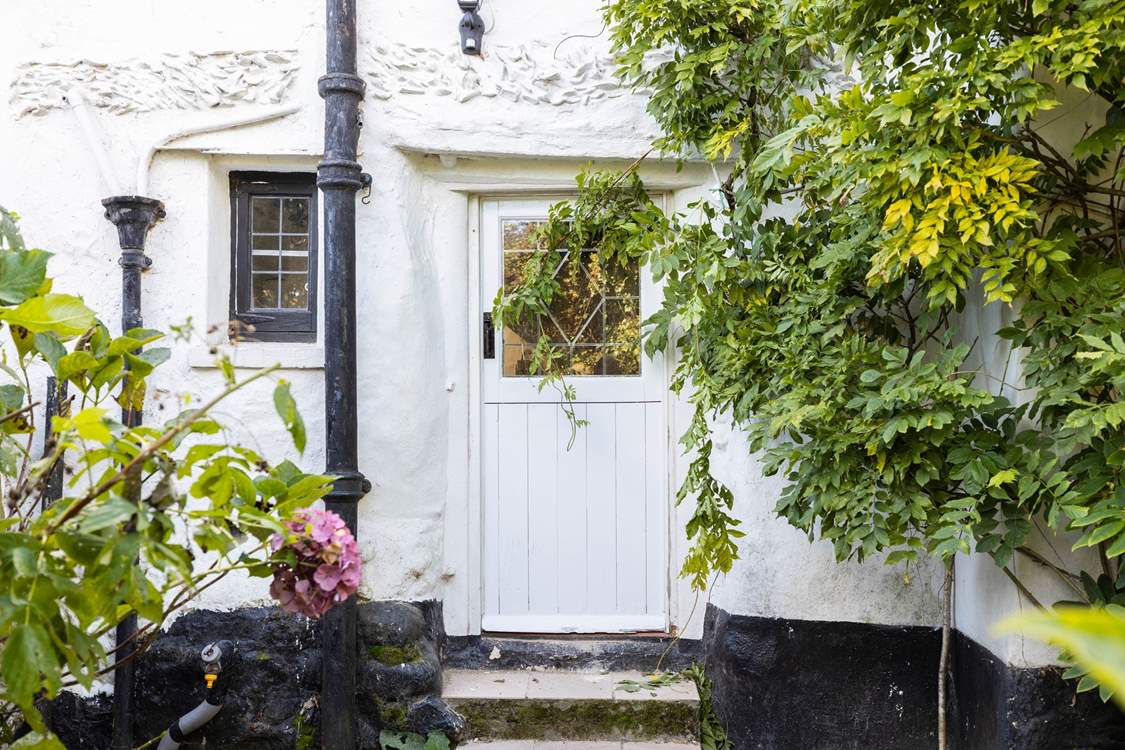 Stepping back into the kitchen, please mind the steps.