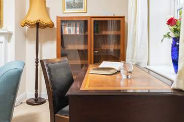 There is even a handy desk for catching up with emails, or writing postcards.