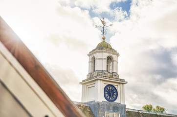 Gorgeous views of the beautiful clock tower.