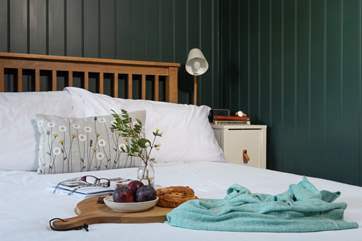 Breakfast in bed anyone?