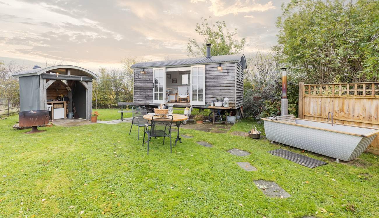 Welcome to Posy, our pocket of paradise in Somerset. 