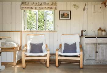 A cosy hideaway for a peaceful getaway in all seasons.