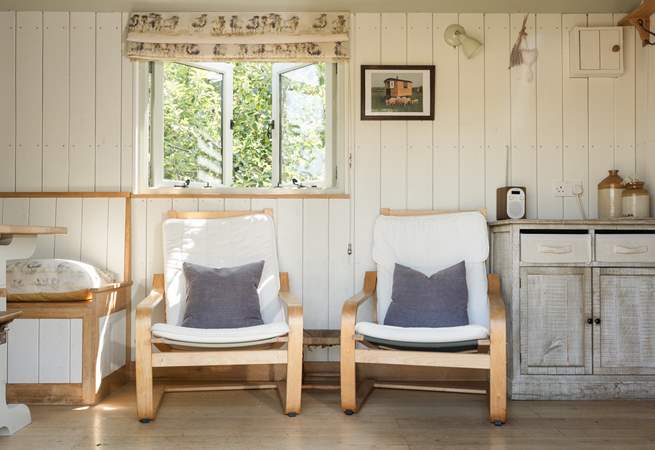 A cosy hideaway for a peaceful getaway in all seasons.