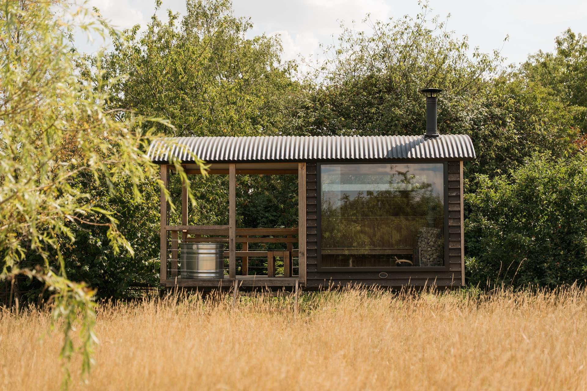Enhance your stay at Posy with exclusive access to a private sauna and cold plunge, available throughout summer 2026.