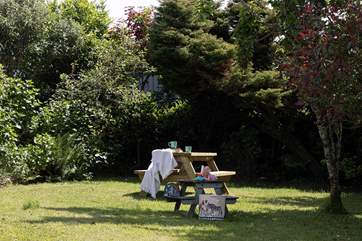 Enjoy your peaceful surroundings listening to birdsong from dawn until dusk.