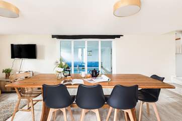 You'll enjoy sociable meal times here.